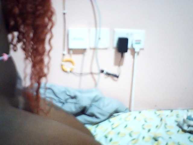 le modèle Beautyamb est en webcam porno dans un show sur le site bongacams, il possède les tags suivants: Ebony,Redhead,Hairy