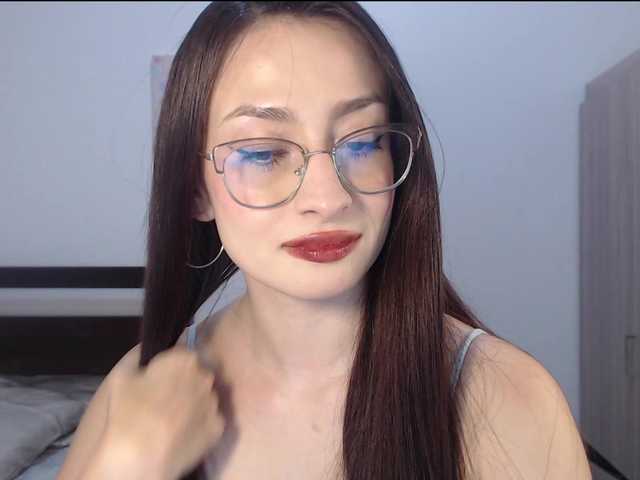 AndraCyrus live cam on BongaCams