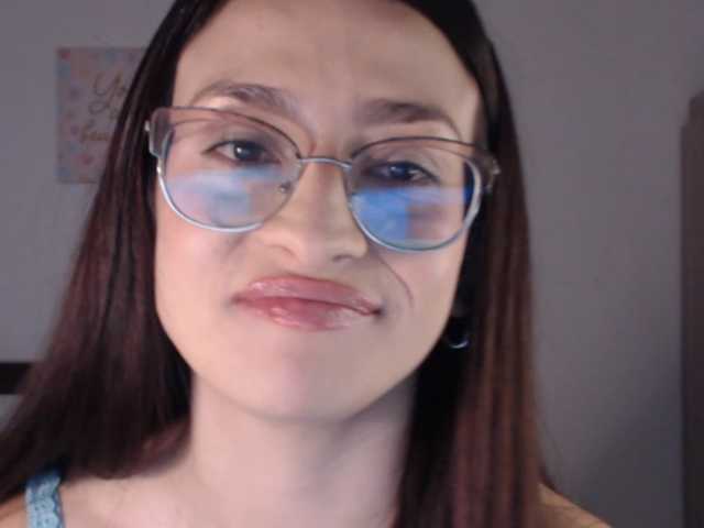 AndraCyrus live cam on BongaCams