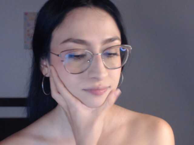 AndraCyrus live cam on BongaCams