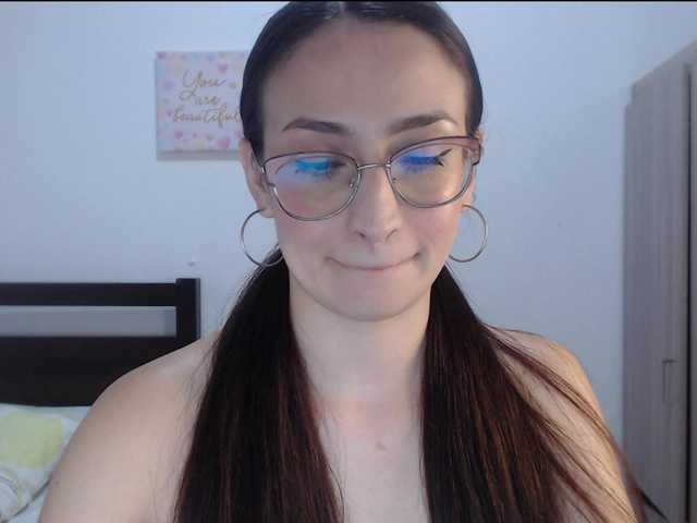 AndraCyrus live cam on BongaCams