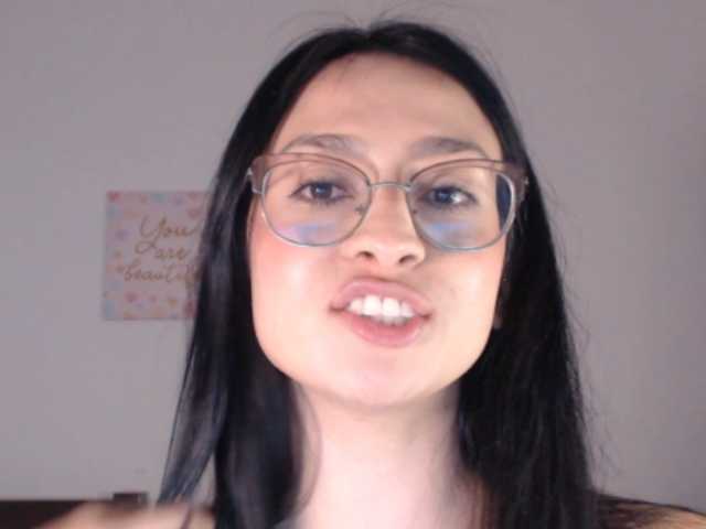 AndraCyrus live cam on BongaCams
