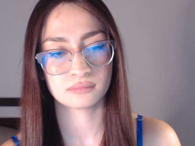 AndraCyrus live cam on BongaCams