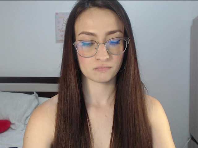 AndraCyrus live cam on BongaCams