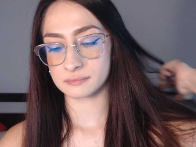 AndraCyrus live cam on BongaCams
