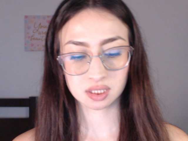 AndraCyrus, en vivo ahora en BongaCams