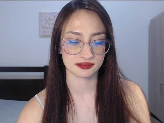 AndraCyrus live cam on BongaCams