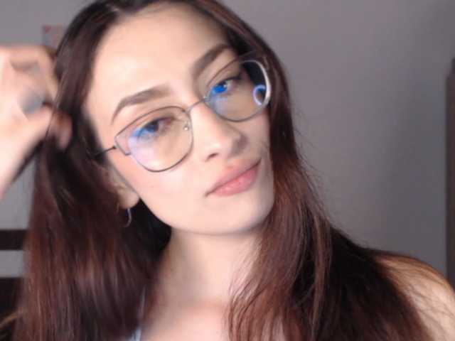 AndraCyrus live cam on BongaCams