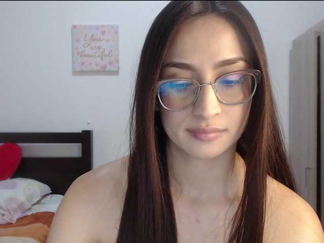 AndraCyrus live cam on BongaCams