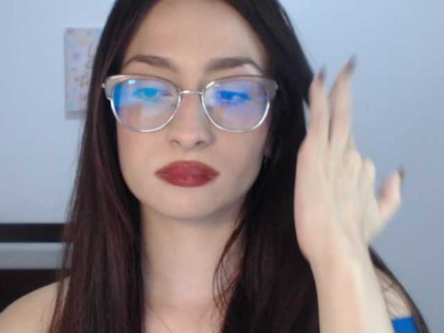 AndraCyrus live cam on BongaCams