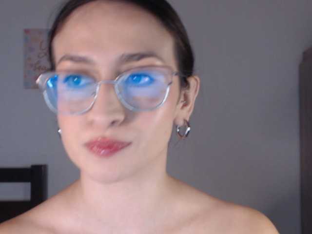 AndraCyrus live cam on BongaCams