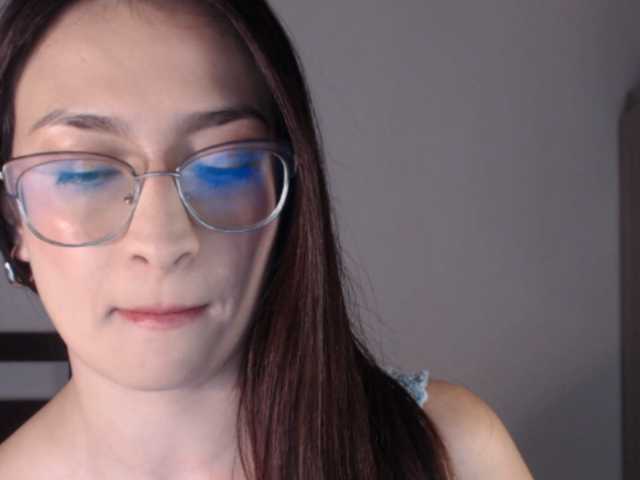 AndraCyrus live cam on BongaCams