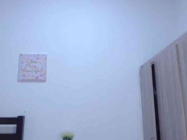 AndraCyrus webcam