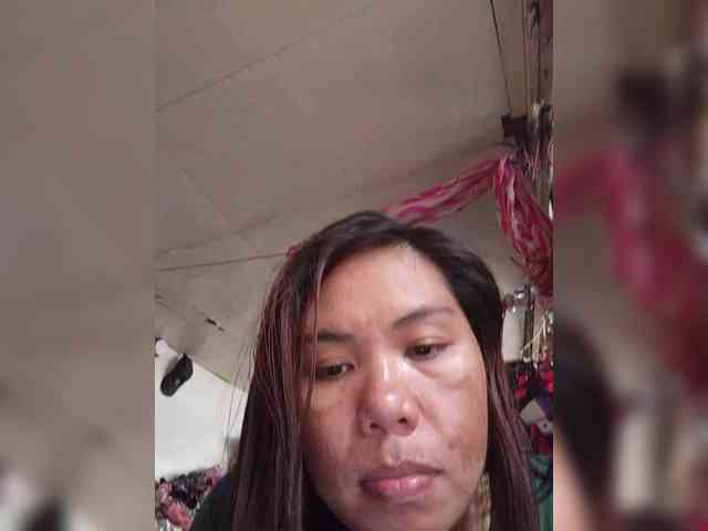 Lily351 webcam