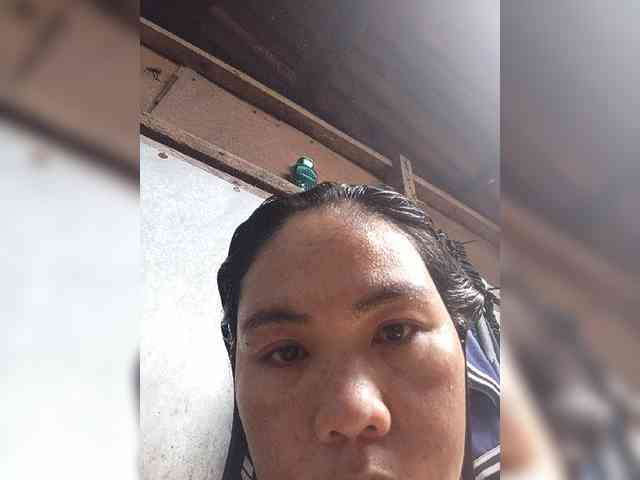 Lily351 webcam