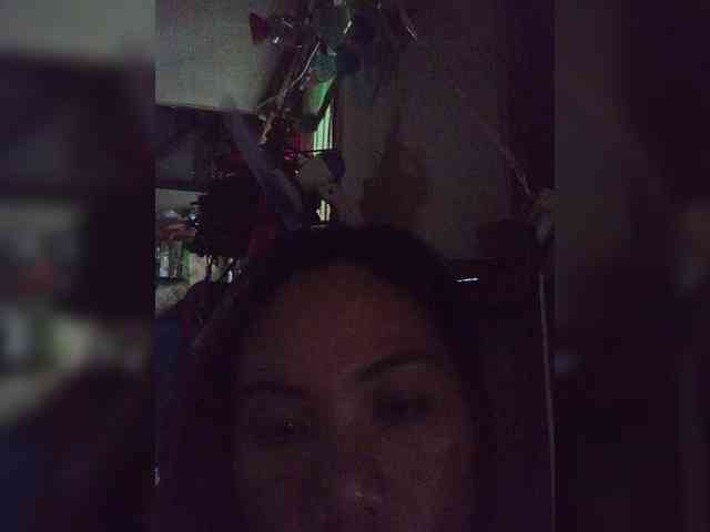 Lily351 webcam