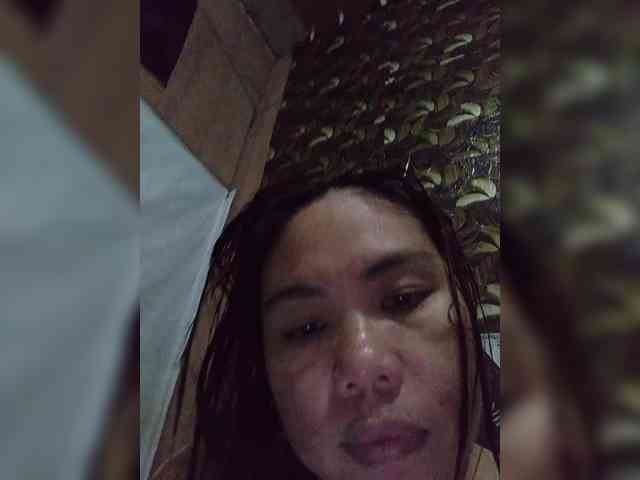 Lily351 webcam