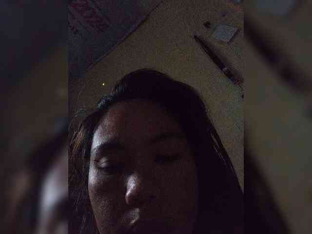 Lily351 webcam