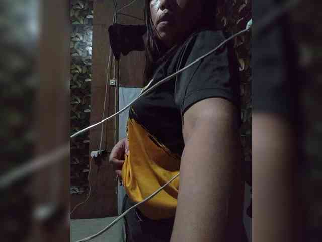 Lily351 webcam