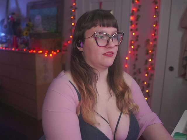 LioRoxy live cam on BongaCams