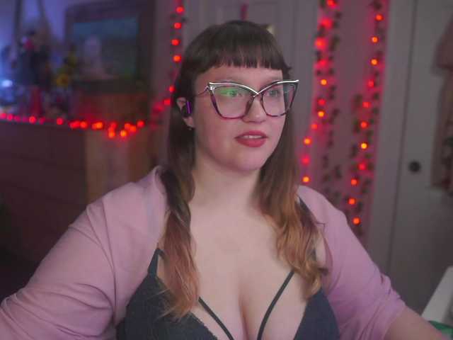LioRoxy live cam on BongaCams