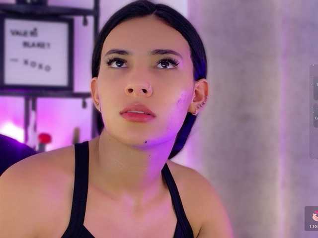 valeri-blake1 live cam on BongaCams
