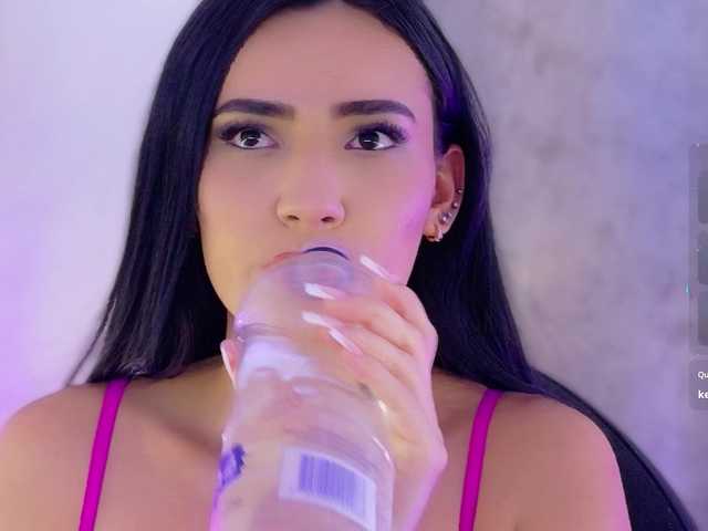 valeri-blake1 live cam on BongaCams