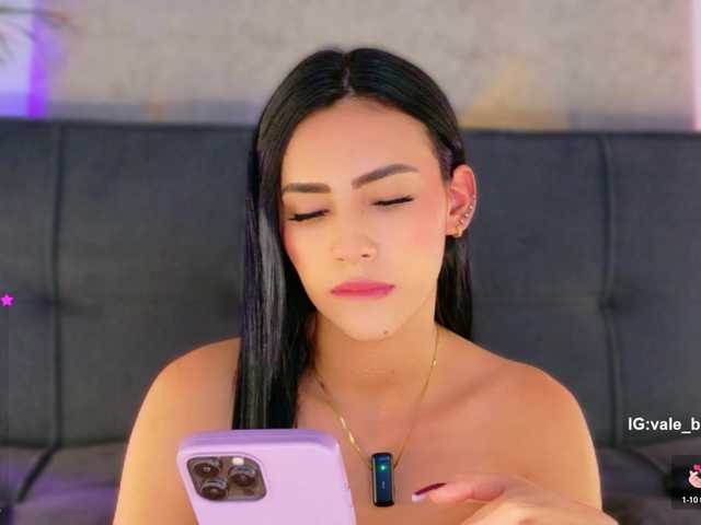 valeri-blake1 live cam on BongaCams