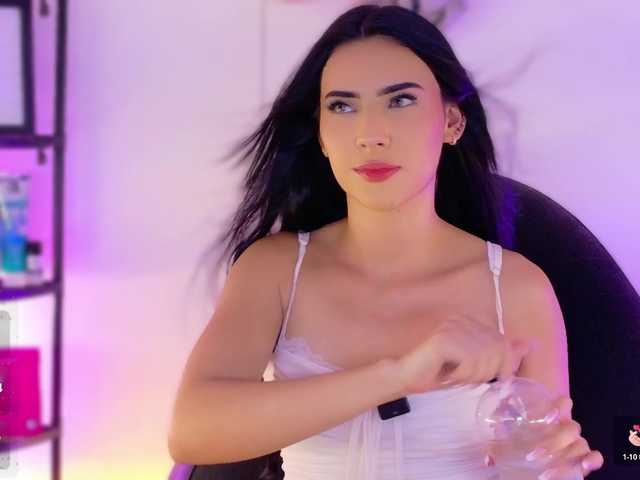 valeri-blake1 live cam on BongaCams