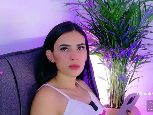 valeri-blake1 live cam on BongaCams