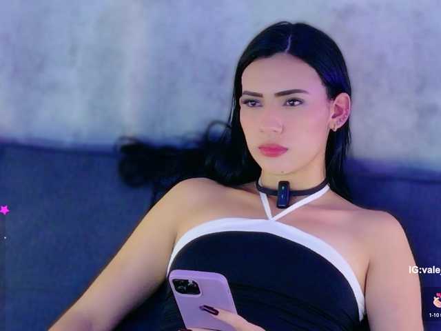 valeri-blake1 live cam on BongaCams