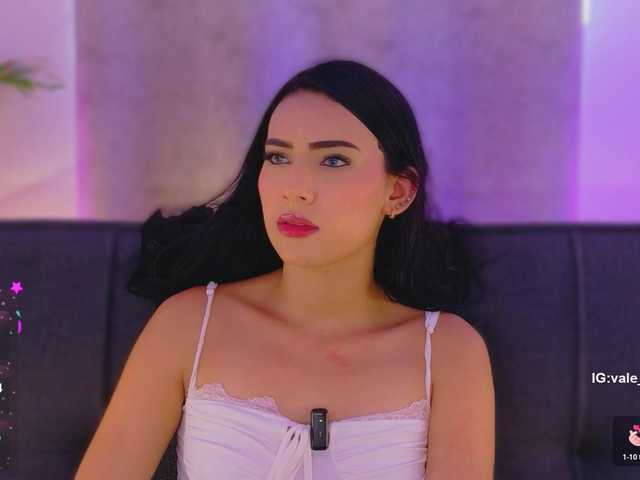 valeri-blake1 live cam on BongaCams