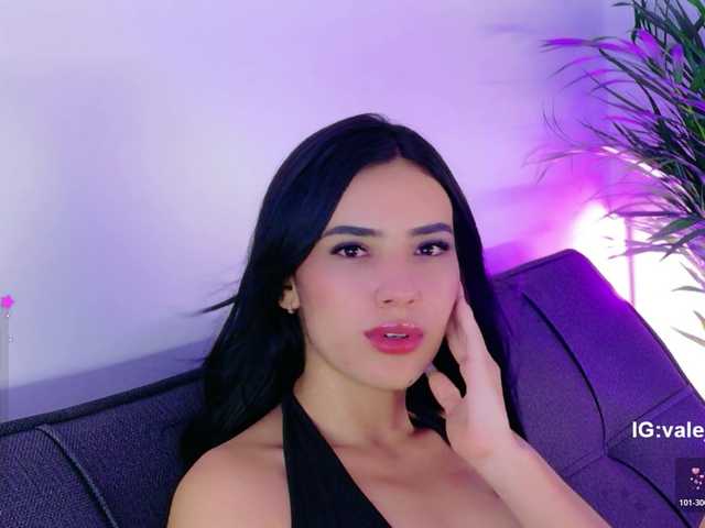 valeri-blake1 live cam on BongaCams