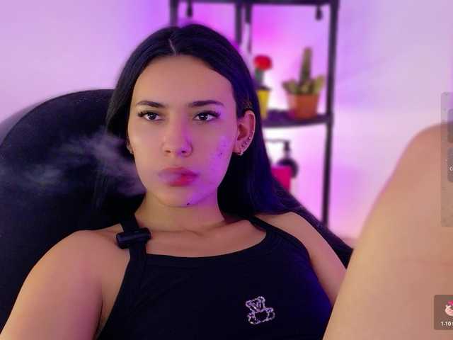 valeri-blake1 live cam on BongaCams
