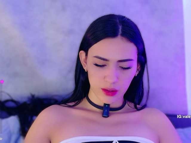 valeri-blake1 live cam on BongaCams