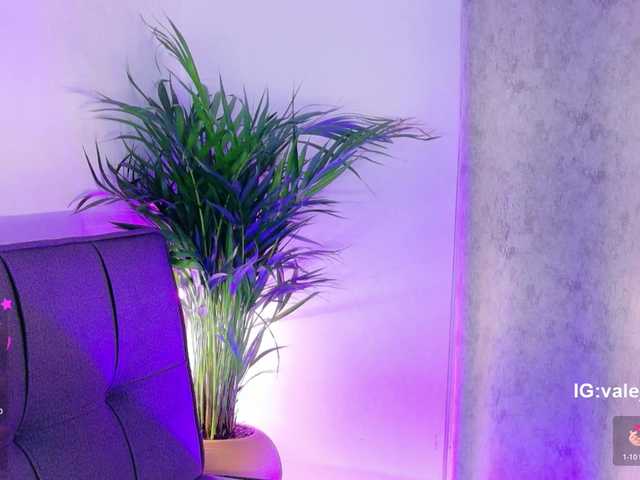 valeri-blake1 live cam on BongaCams
