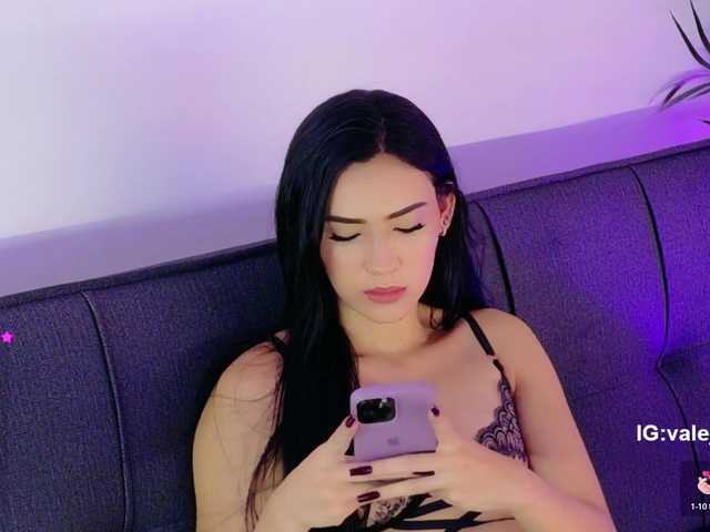 valeri-blake1 live cam on BongaCams