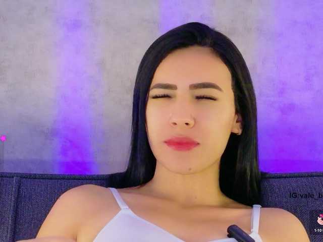 valeri-blake1 live cam on BongaCams