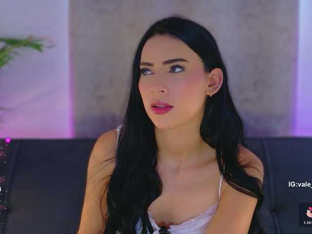 valeri-blake1 live cam on BongaCams