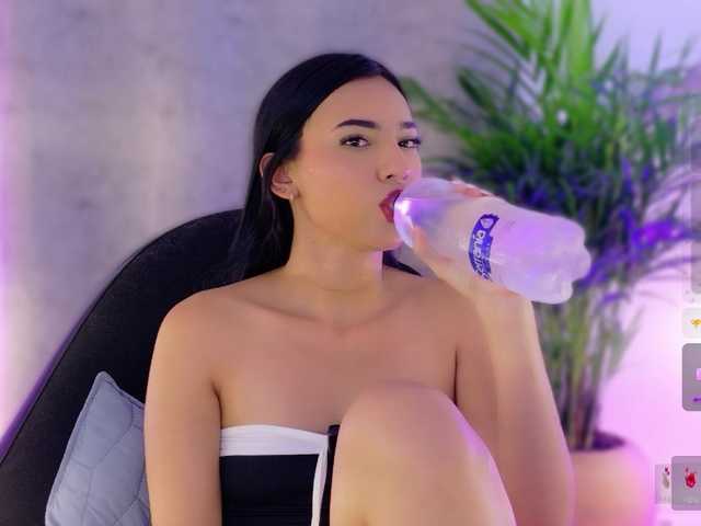 valeri-blake1 live cam on BongaCams