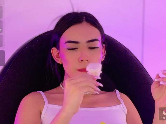 valeri-blake1 live cam on BongaCams