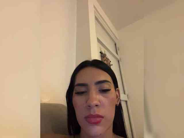 hot chat Valeri-blake1