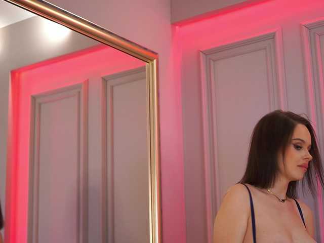 HannahIzabelle live cam