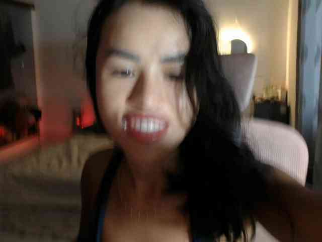 EllieYun webcam