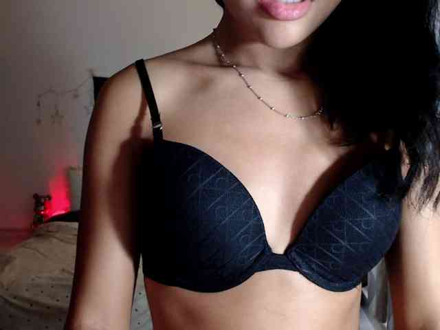 EllieYun webcam