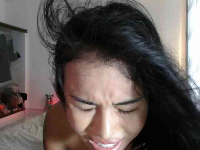 EllieYun webcam