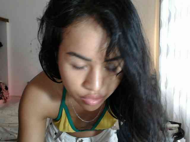 EllieYun webcam