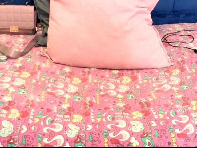 BellaBombShellX live cam on BongaCams