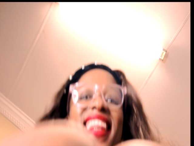 BellaBombShellX
