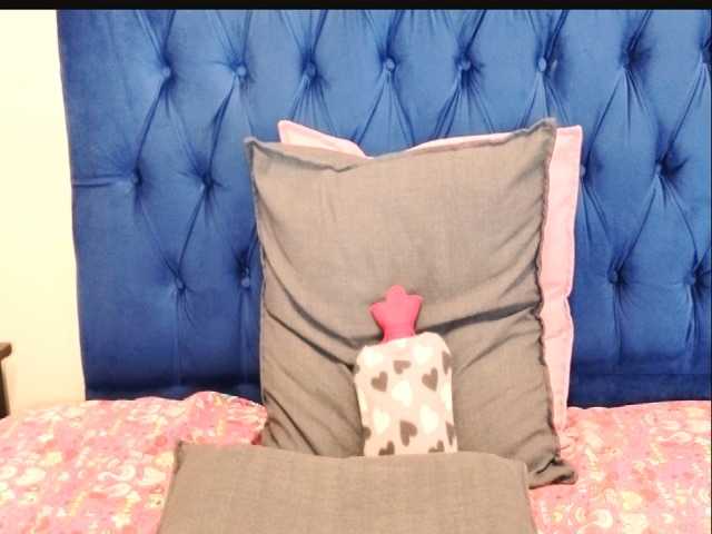 BellaBombShellX live cam on BongaCams